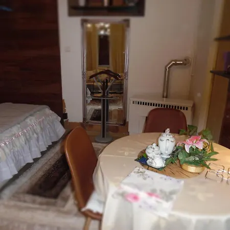 Lilia Apartamento *